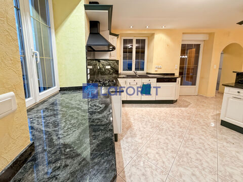  Maison � louer 5 pi�ces 140 m�