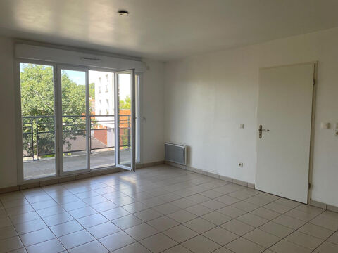   Appartement 2 pièces à louer à Chelles - Calme et proche commodités Appartement - 2 pièce(s) - 46 m²