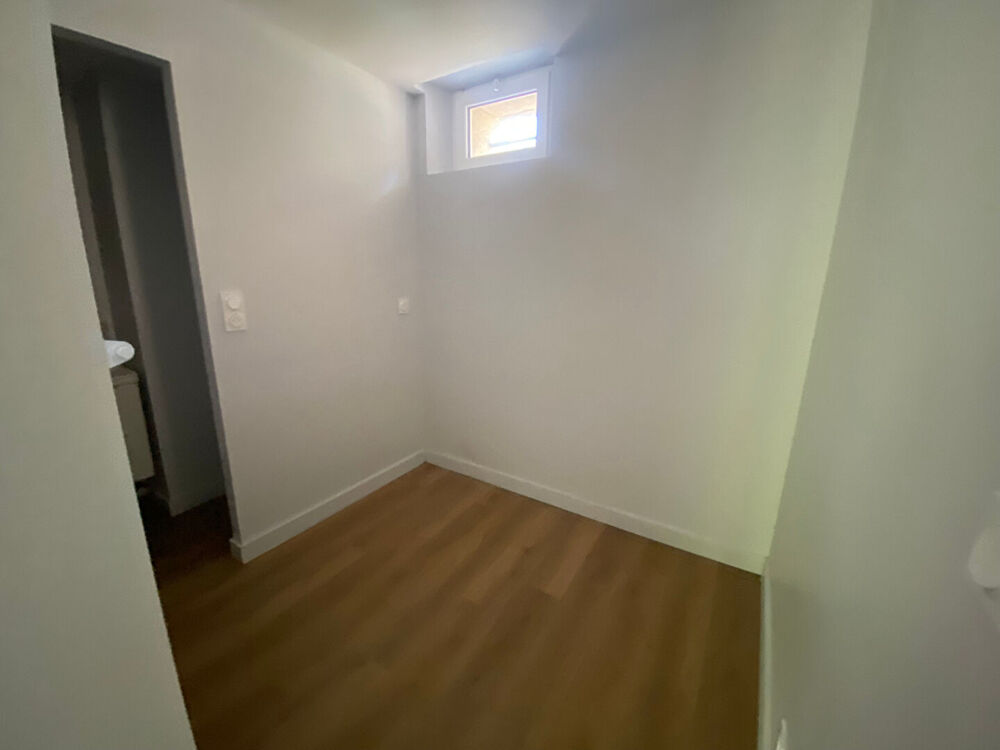 Location Appartement Appartement Caen 1 pièce(s) 14.50 m² - 150 AVENUE HENRY CHERON Caen