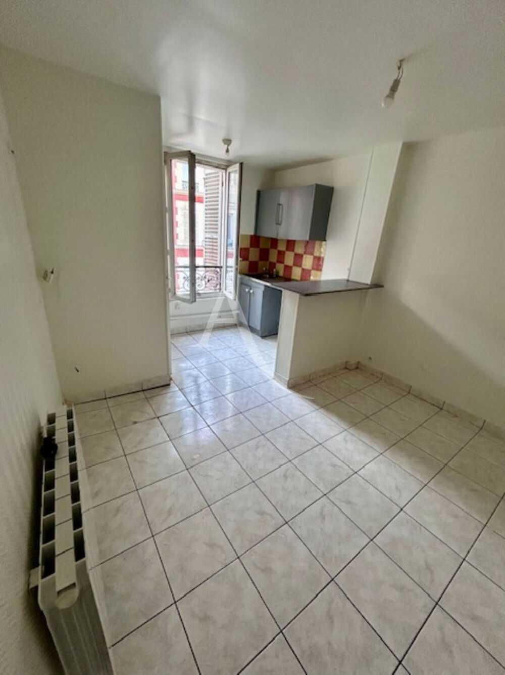 LE BOURGET GARE - STUDIO-15.70 m2