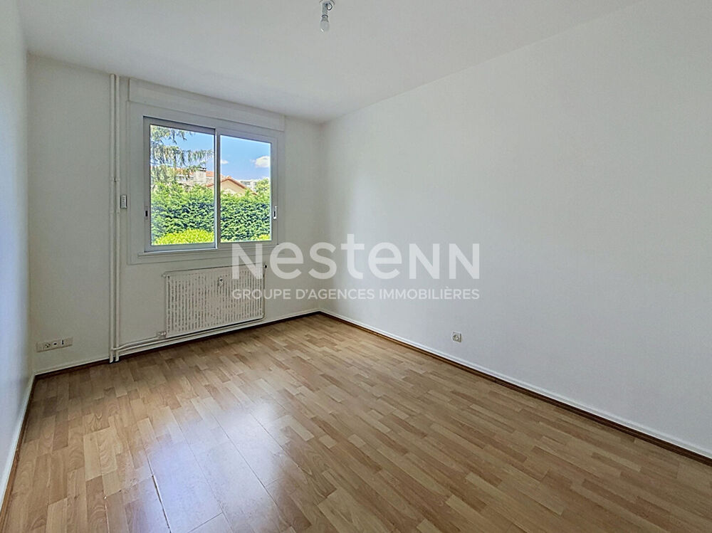 Location Appartement Appartement MEUBLE 2 Pièces Traversant avec Balcon et Cave - 69500 BRON Bron