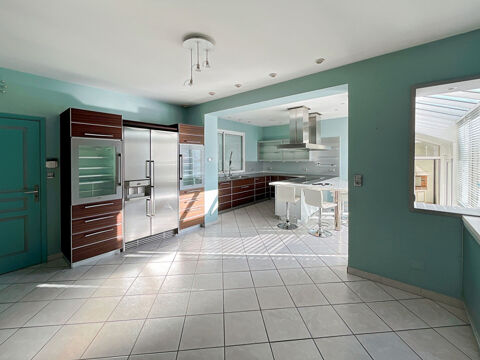  Maison � louer 5 pi�ces 250 m�