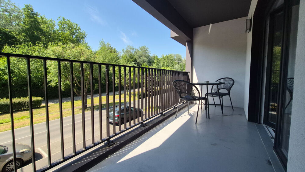 Appartement T3 récent avec loggia et 2 parkings - Centre de Wattrelos