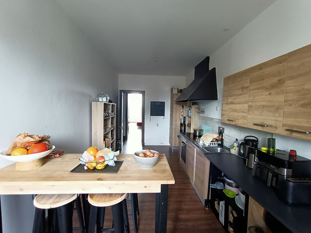 Vente Appartement Spacieux 5 pi�ces avec vue d�gag�e - quartier recherch� Tonnay charente