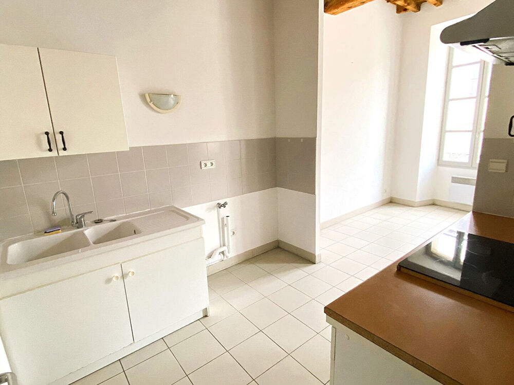 Location Appartement APPARTEMENT ANCIEN AVIGNON - 2 pièce(s) - 52 m2 Avignon