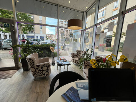   Hyper centre, Local commercial Colomiers 56.70 m2 