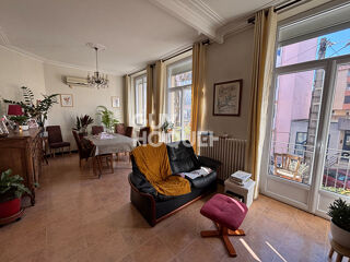 Vente Immeuble Immeuble de rapport 260 m²  4 lots Centre-ville d'Aubenas  2 000 de revenus mensuels Aubenas