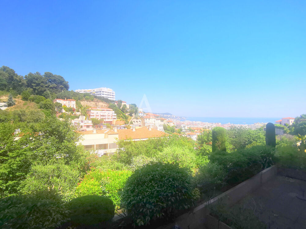 Vente Appartement AVENUE ESTIENNE D'ORVES : 2 PIECES AVEC TERRASSE VUE MER Nice