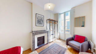  Immeuble à vendre 7 pièces 185 m²