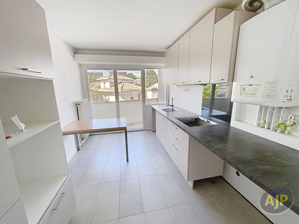 Vente Appartement BORDEAUX Caudéran Appartement 4 pièces Bordeaux