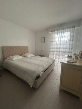  Appartement à louer 3 pièces 65 m²