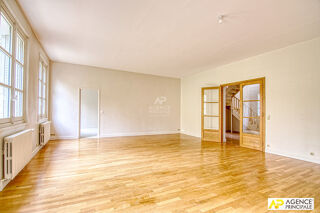  Appartement à vendre 6 pièces 155 m²