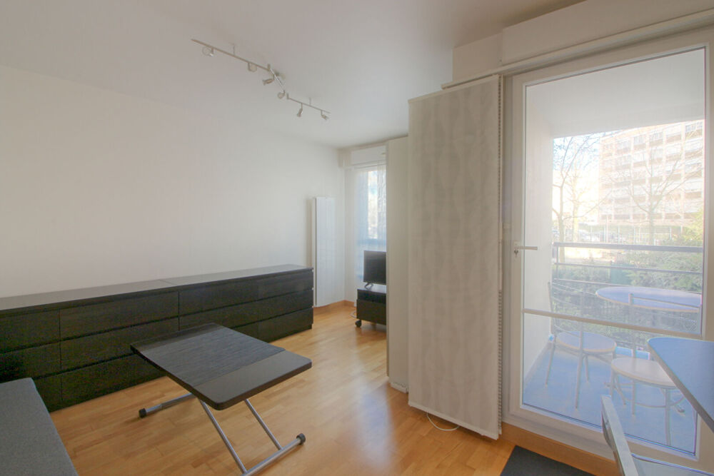 Location Appartement Studio 28 m² + balcon, parking et cave Antony