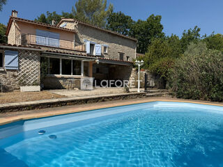 Vente Maison BERGERIE A FAYENCE  DANS UN HAMEAU  3+1pièce(s) 100 m2 avec 60m² de dépendances et très belle piscine Fayence