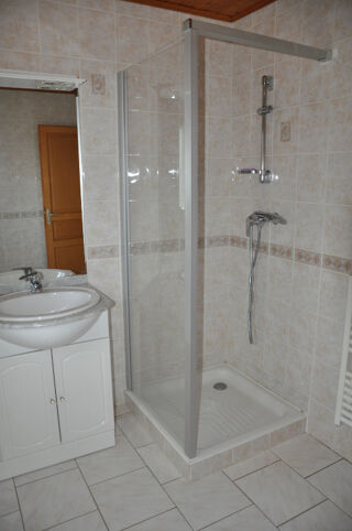  Appartement à louer 2 pièces 54 m²