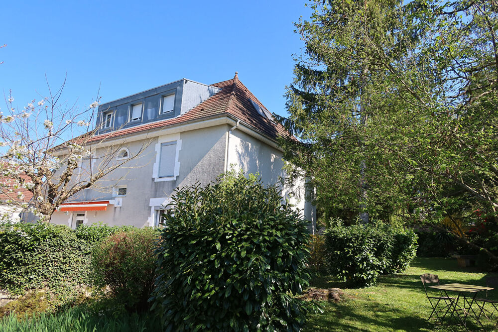 Maison de village Besancon 9 pièce(s) 222 m2