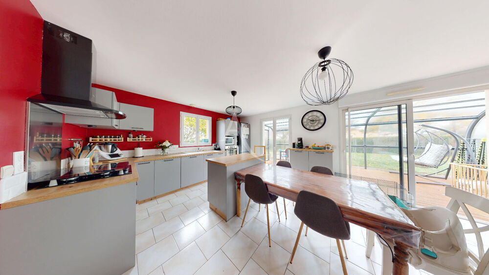 Vente Maison CHATEAU-LARCHER - PLAIN-PIED - 4 CHAMBRES - JARDIN Chateau larcher