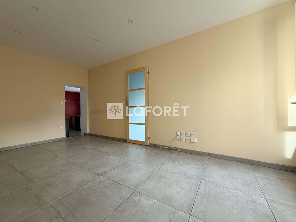 Vente Maison Maison Indépendante à Vouziers 3 chambres Vouziers