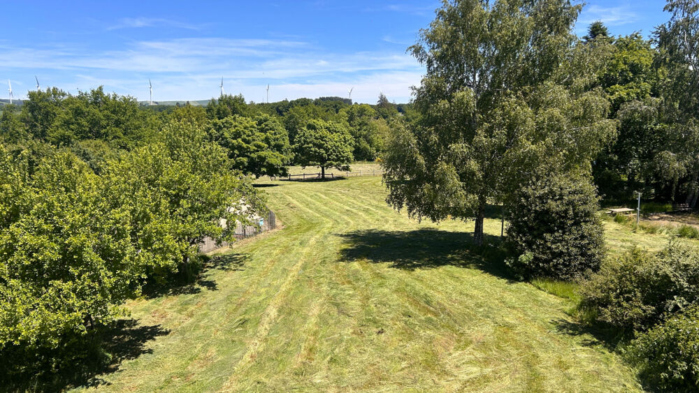 Bien rare en Aveyron : Ancien Couvent du XVIIIe Rénové en Grand Gîte & Bar Restaurant :