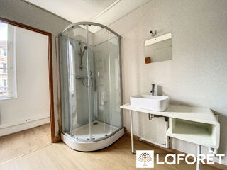  Appartement à louer 2 pièces 54 m²