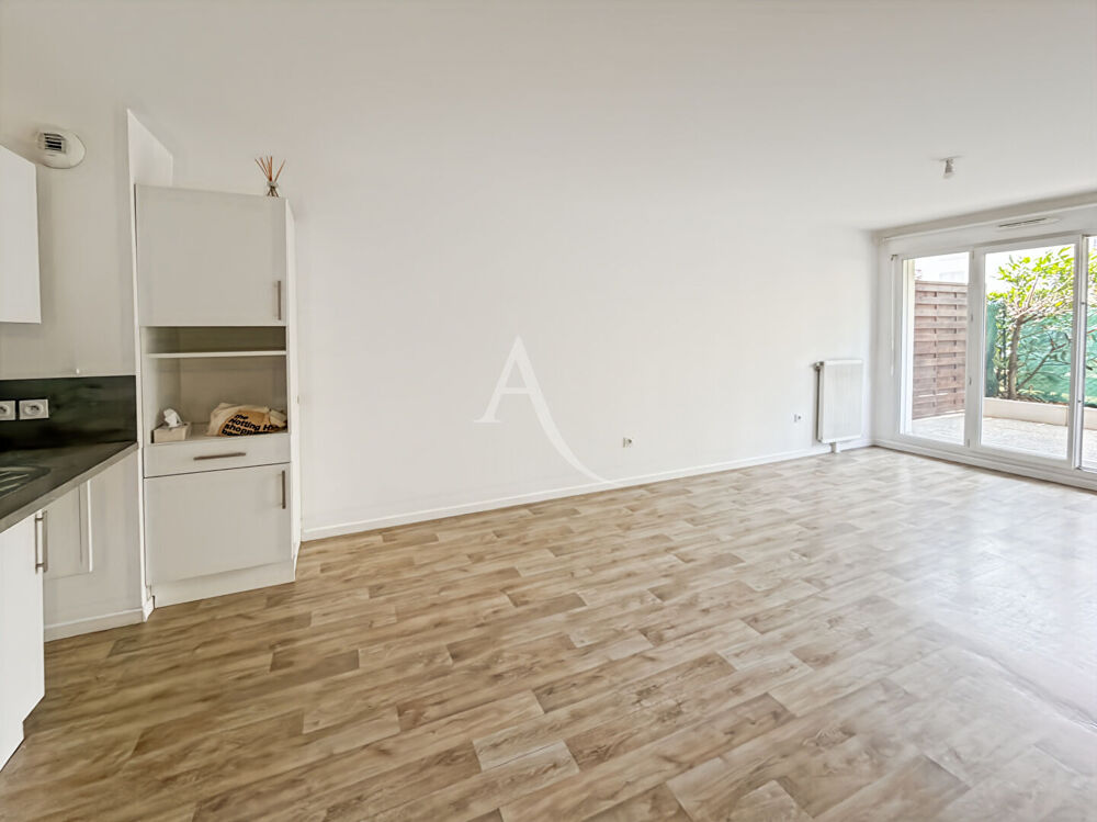 Vente Appartement COUP DE COEUR F3 EN REZ-DE-JARDIN AVEC TERRASSE & JARDIN ! Vaureal