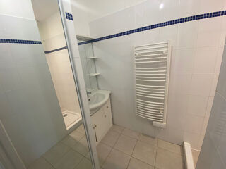  Appartement à louer 3 pièces 70 m²