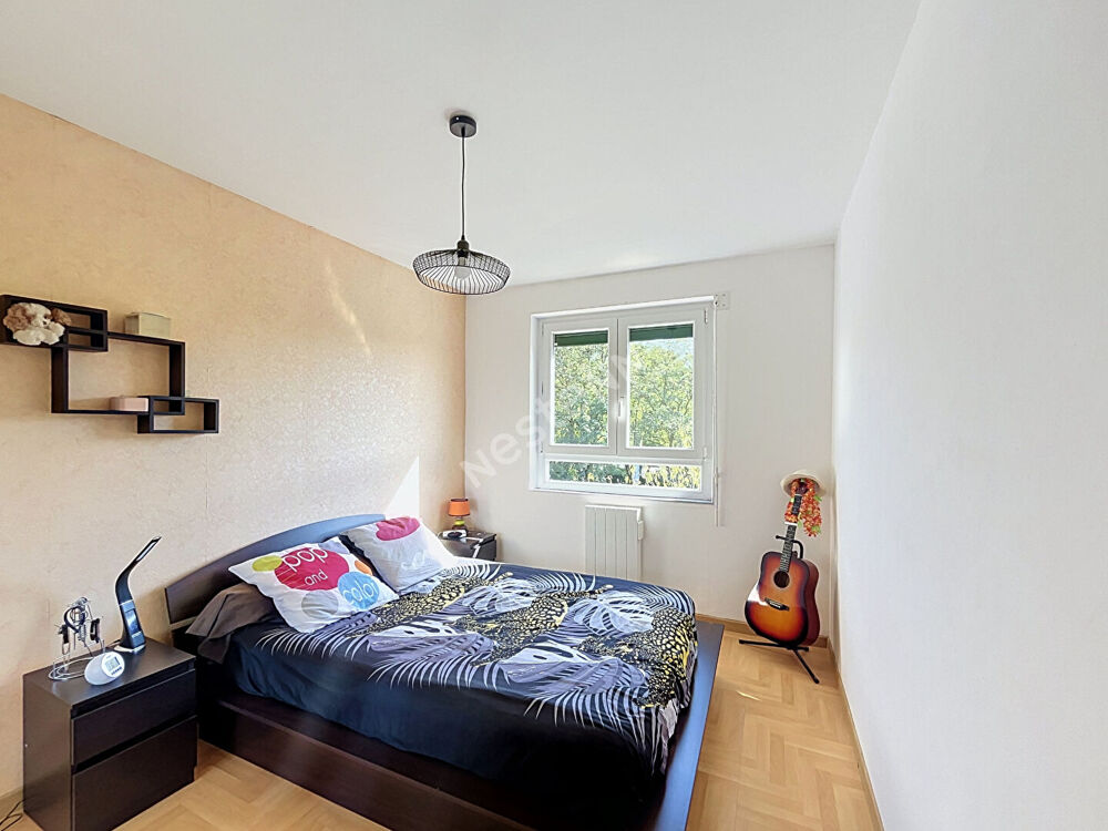 Vente Appartement Les tourrettes - Appartement 4 pièces avec balcon, jardin privatif et piscine, garage et deux caves ! Les tourrettes