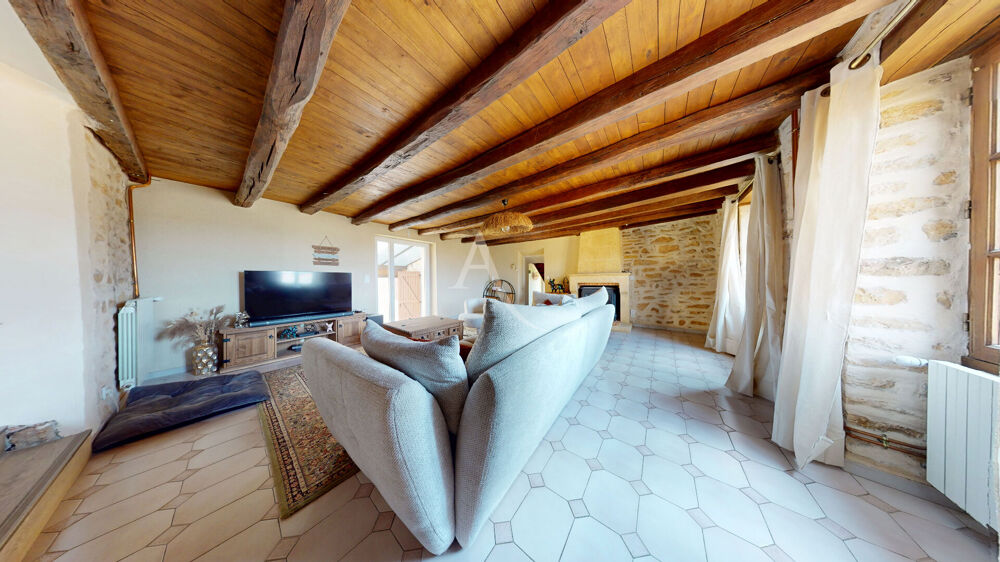 Vente Maison VALENCE EN POITOU - LONGERE RENOVEE - 3 CHAMBRES - GRAND GARAGE - JARDIN Valence en poitou