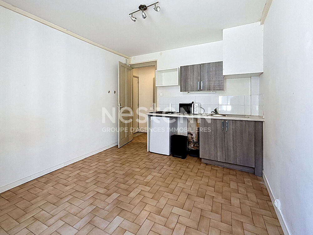 Appartement Lyon studio proche gare Part Dieu