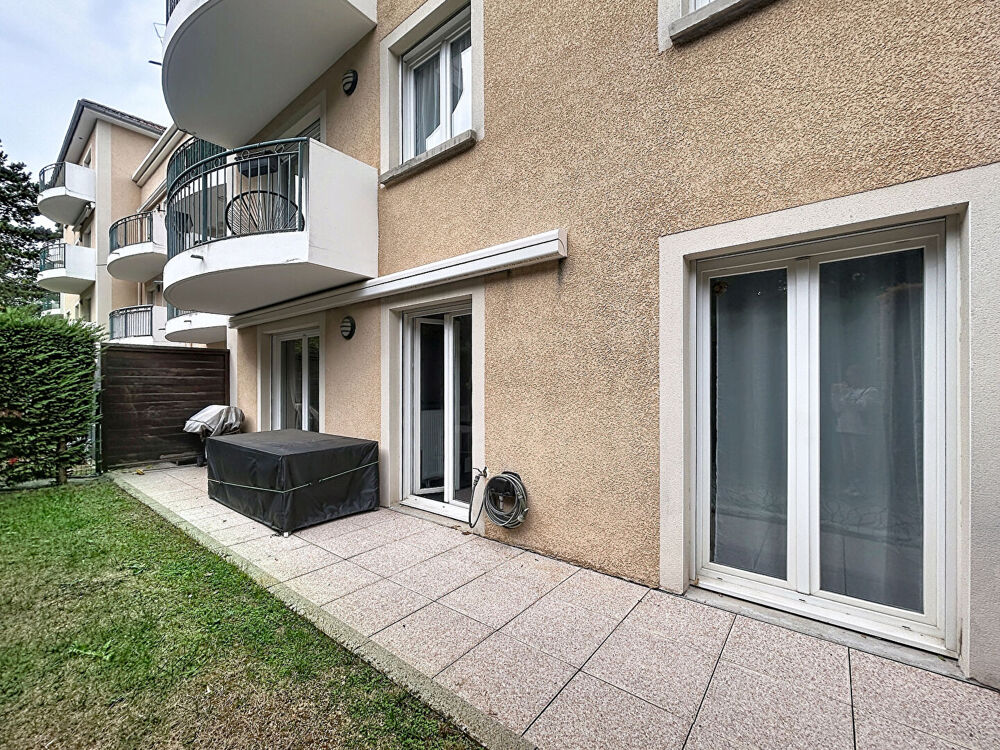 Vente Appartement COUP DE COEUR - T2 AVEC JARDIN PRIVATIF, GARAGE & PARKING ! Saint etienne