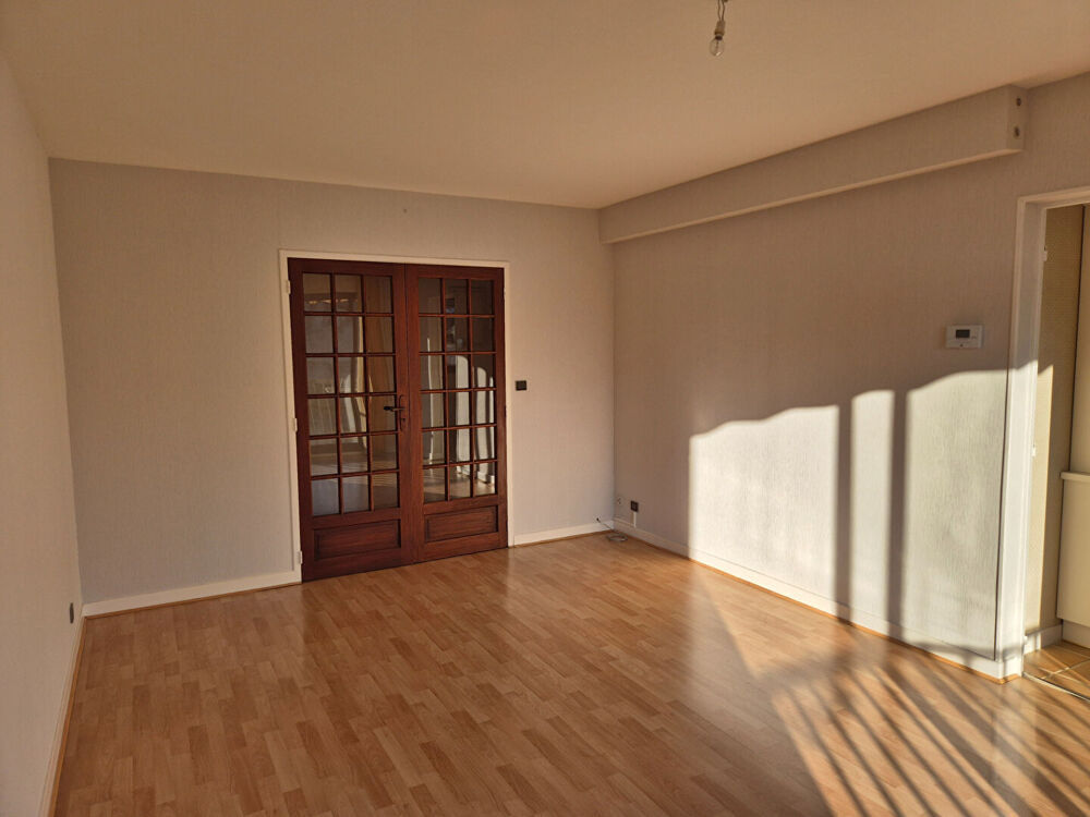 CASTRES Appartement T3 avec balcons