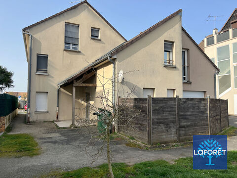   Appartement Lardy 2 pi�ces 23.29 m�/ 40m� au sol, 1 stationnement privatif Appartement - 2 pi�ce(s) - 23 m�