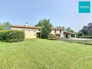  Maison � vendre 15 + pi�ces 280 m�