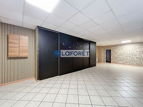 Local commercial Joinville 3 pi&egrave;ce(s) 120m&sup2; 440 52300 Joinville