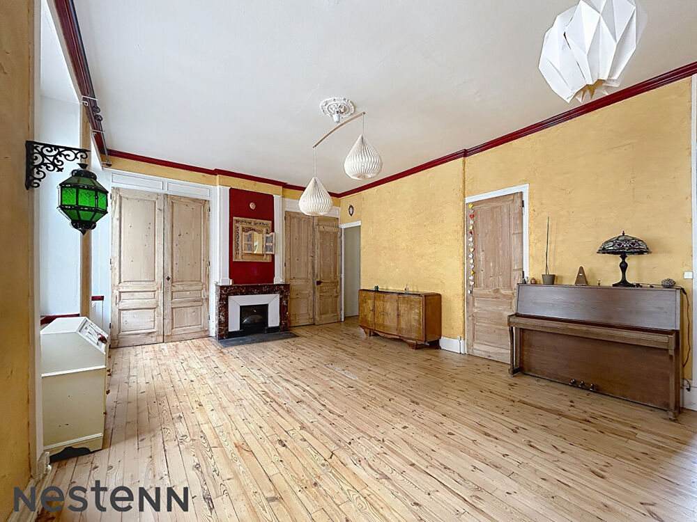 Vente Appartement EXCLUSIVITÉ  Appartement de caractère 176 m² avec 4 chambres + 2 parkings  Centre-ville Saint-Étienne Saint etienne