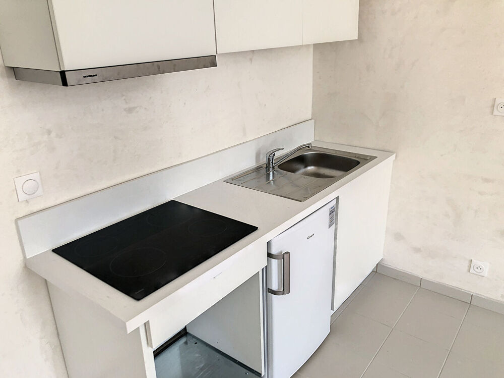 Location Appartement Appartement Avignon INTRA MUROS, 1 pièce, 44m2 Avignon