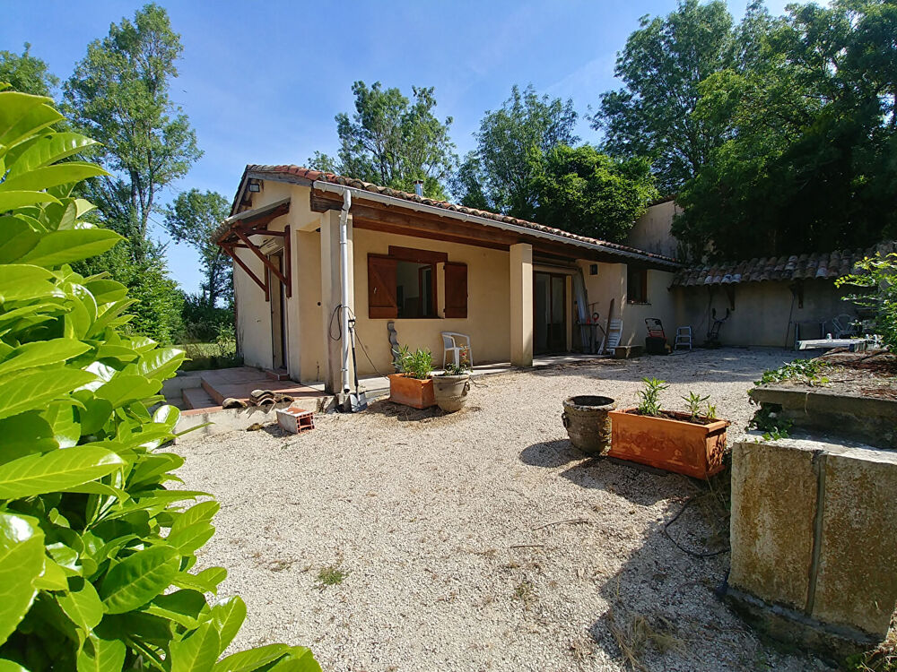 Vente Maison Ensemble immobilier de caractère - Deux maisons, dépendances et superbe vue campagne Montpezat de quercy