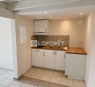  Appartement à louer 2 pièces 34 m²