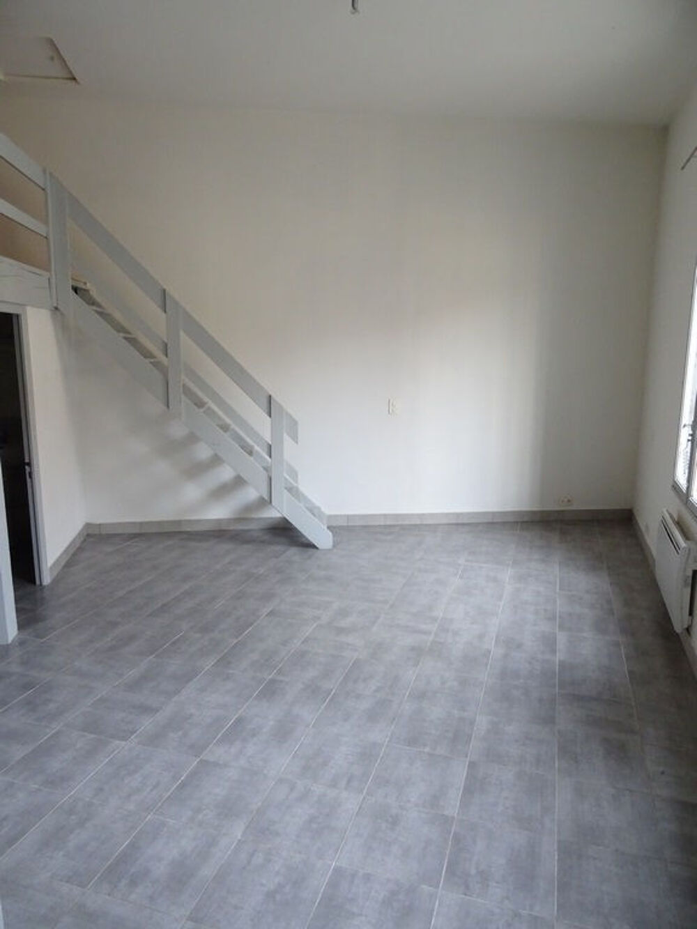 Location Appartement Appartement rez de chaussée Narbonne 1 pièce 28 m2 Narbonne