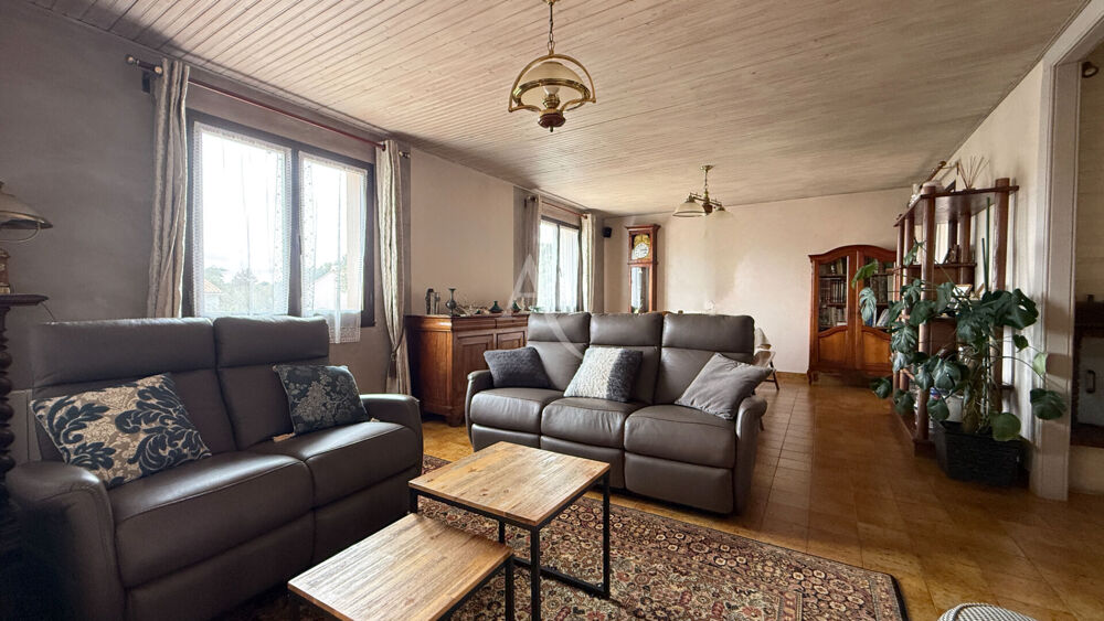 Vente Maison LA CHAIZE LE VICOMTE MAISON A VENDRE 6 pièces 128m² La chaize le vicomte