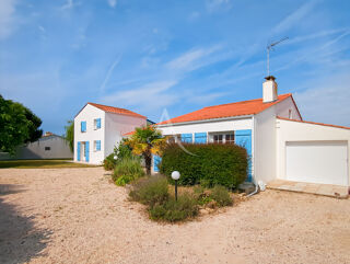  Maison  vendre 6 pices 226 m