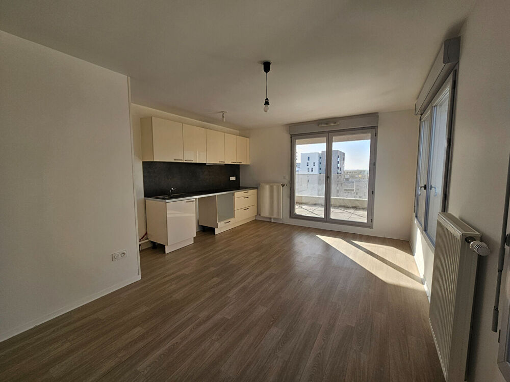 Location Appartement Appartement 3 pièces à louer à Évry Courcouronnes - Réf 16860 Evry courcouronnes