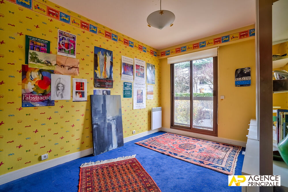 Appartement - Rez de jardin - Petit parc - Terrasse