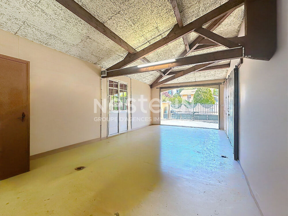 à vendre  Maison Bron (69500)