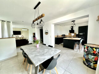  Maison  vendre 5 pices 135 m