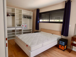  Maison à louer 6 pièces 121 m²