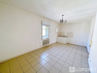 Vente Appartement COURTHEZON - Appt 2 pièces lumineux, avec parking et cave. Investissement serein! Courthezon