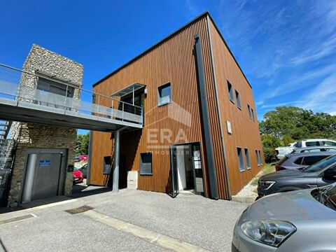 Local &agrave; louer 33m&sup2; - PEYRUIS 730 04310 Peyruis