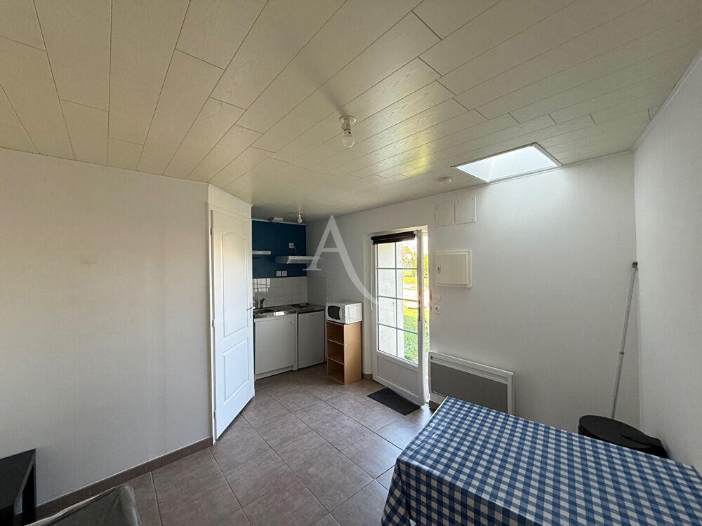 Location Maison Maison meublée La Chaize Le Vicomte 1 pièce(s) 16.30 m2 La chaize le vicomte