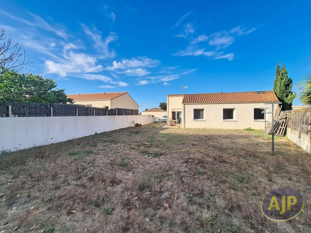 Maison Montaigu Vendee 5 pièces 88 m²